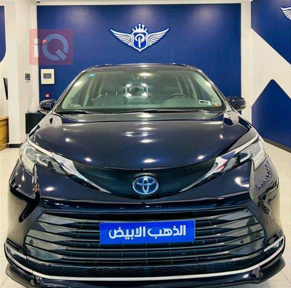 Toyota Sienna 2023 for sale in Iraq - Karbala